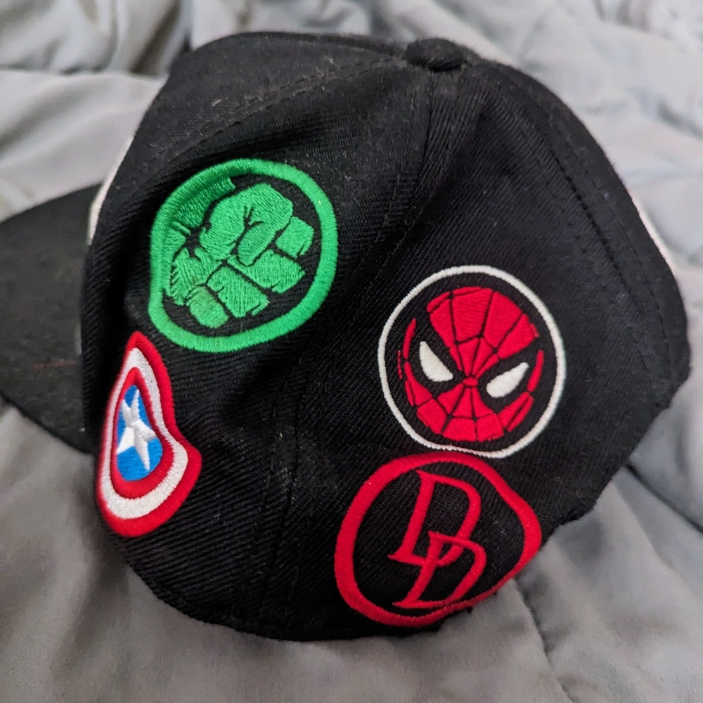Marvel Snapback - Picture 3 of 3